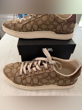 Coach Beige Signature Jacquard Low-Top Sneakers